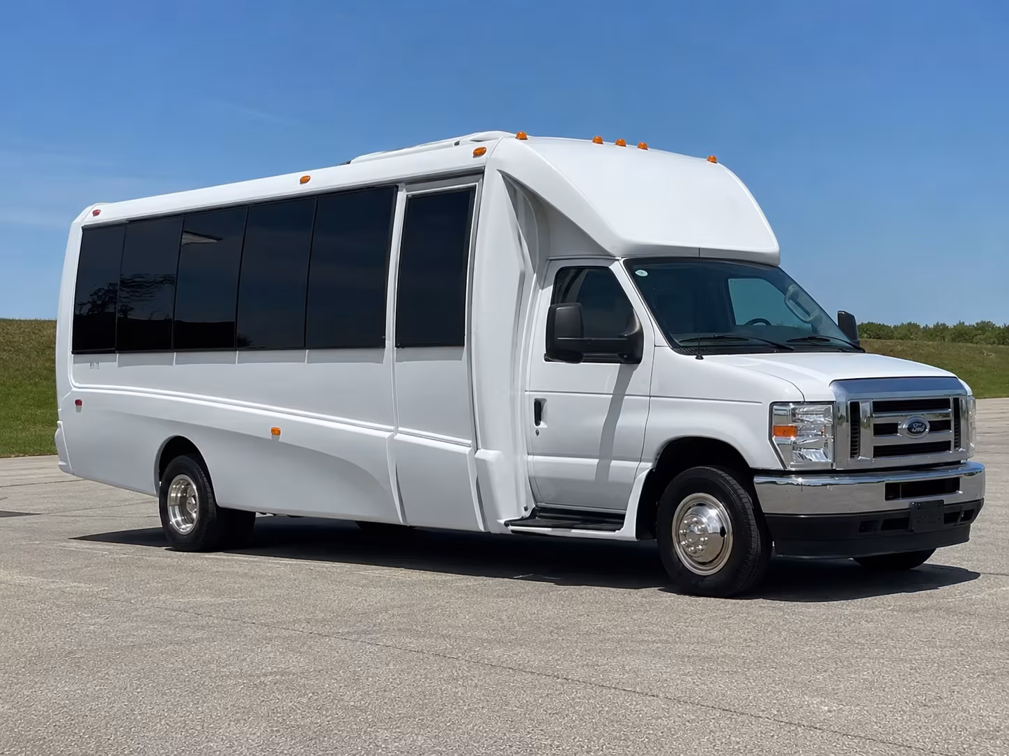 dublincharterbuscompany com lets you compare prom party buses across the tri valley in one place