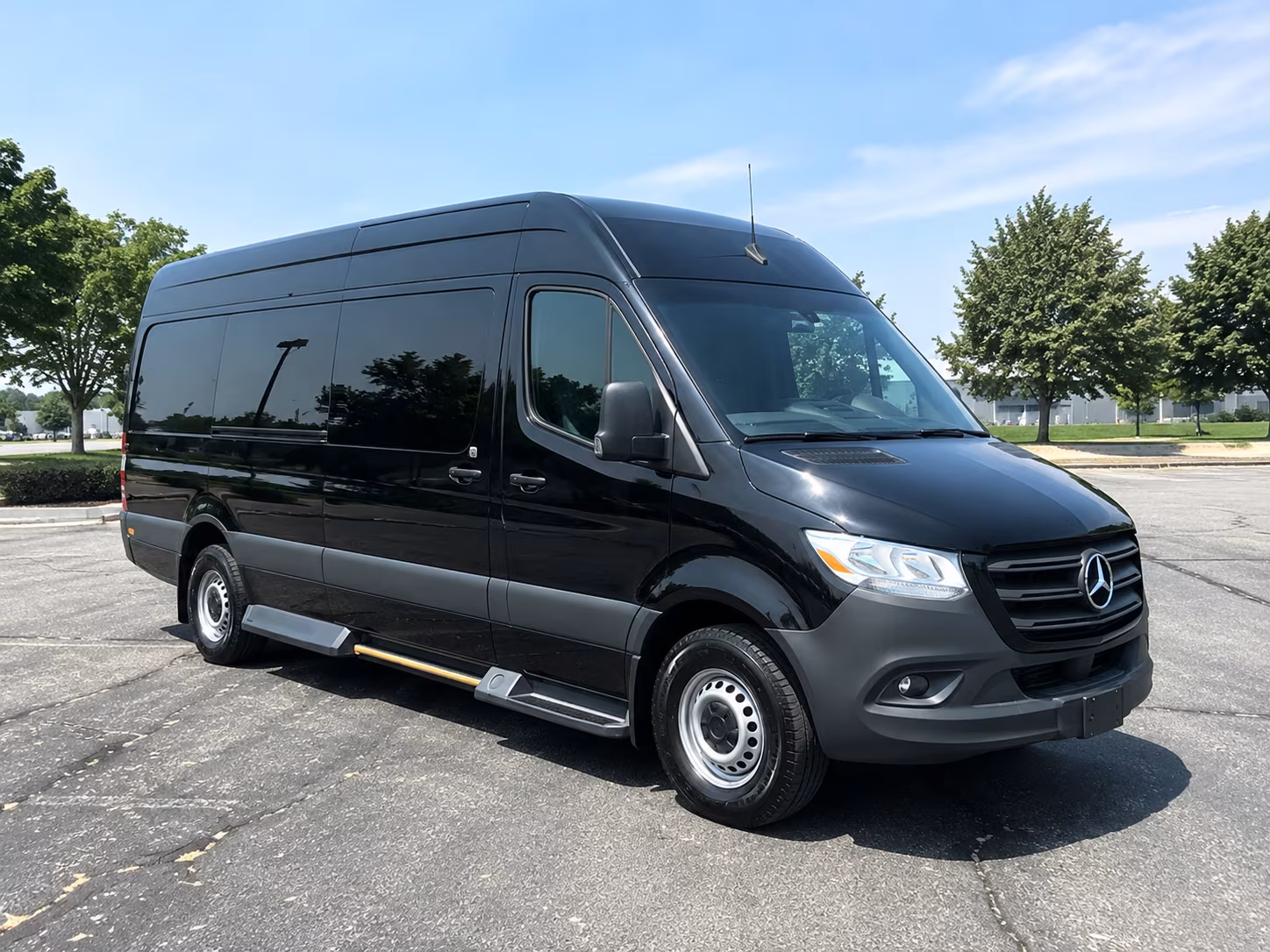 hayward employee shuttle bus services