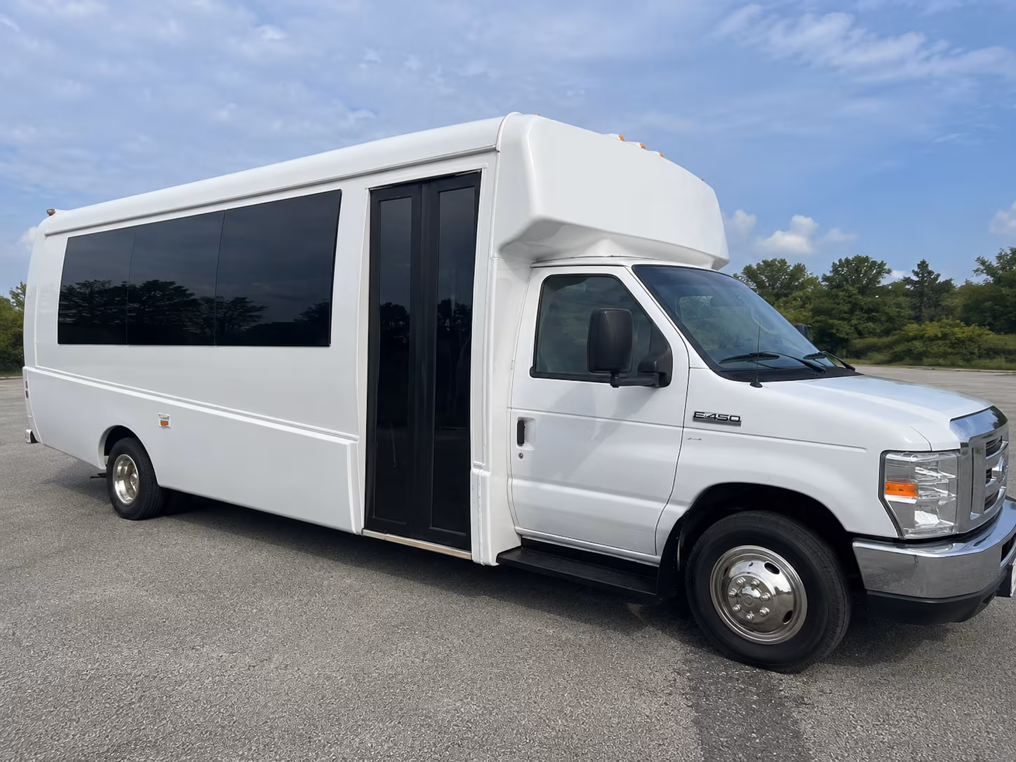 oakland bus rentals