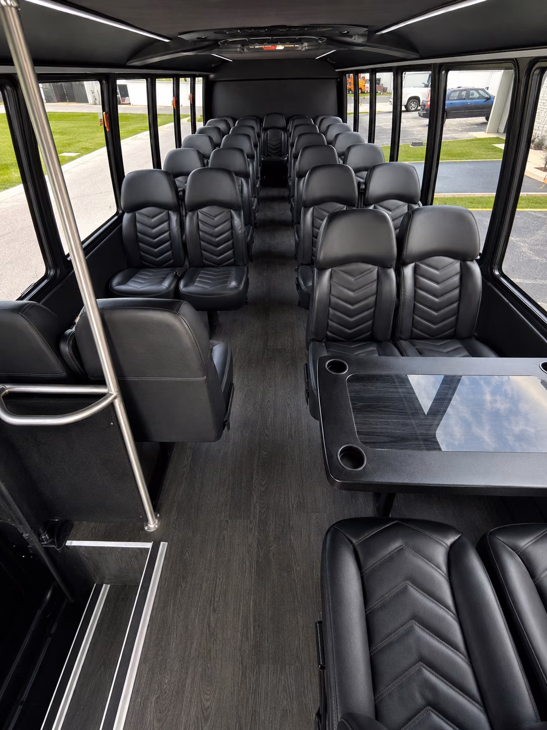 oakland discreet government and military shuttles in oakland